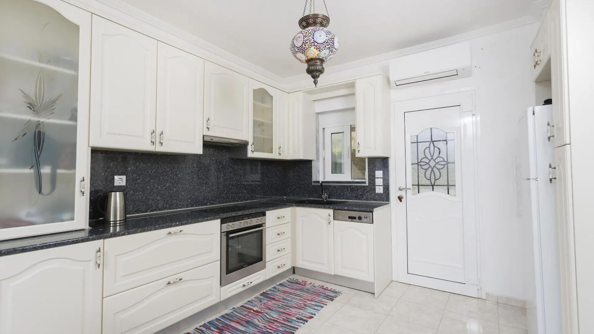 Seaview Villa With Shared Pool In Pefkochori
